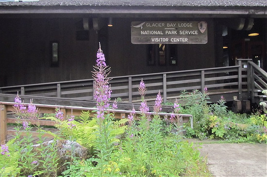 Glacier Bay Lodge, National Park Service Visitor Center